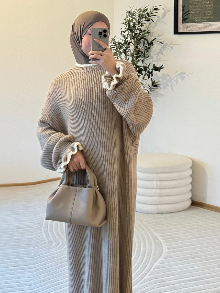 Muslim Women Winter Dubai Abay - Winter Clothing Dubai review and price