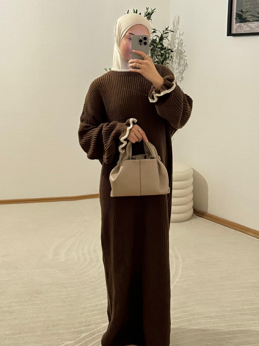 Muslim Women Winter Dubai Abay - Winter Clothing Dubai review and price